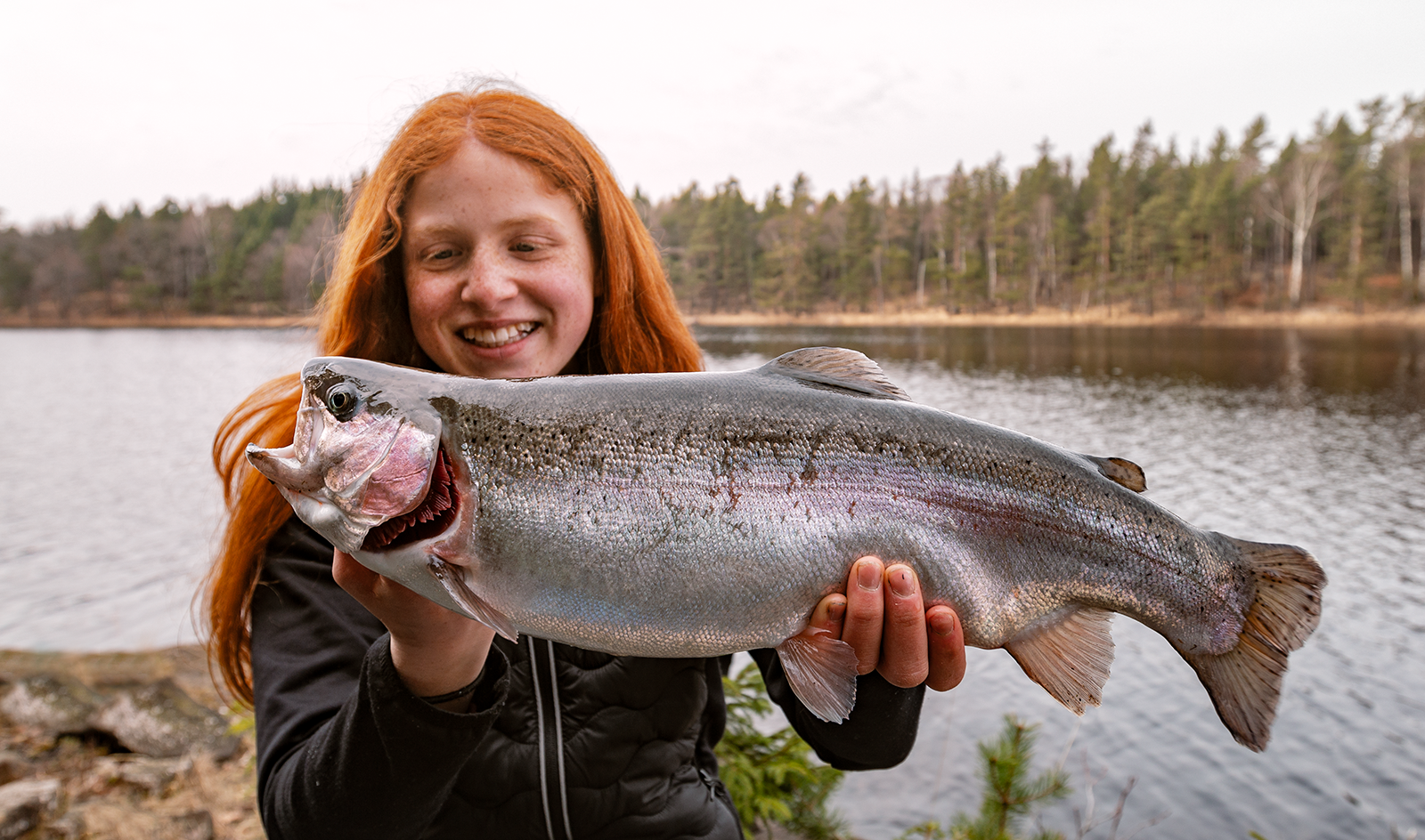 Läs mer om artikeln Familjefiske efter regnbåge