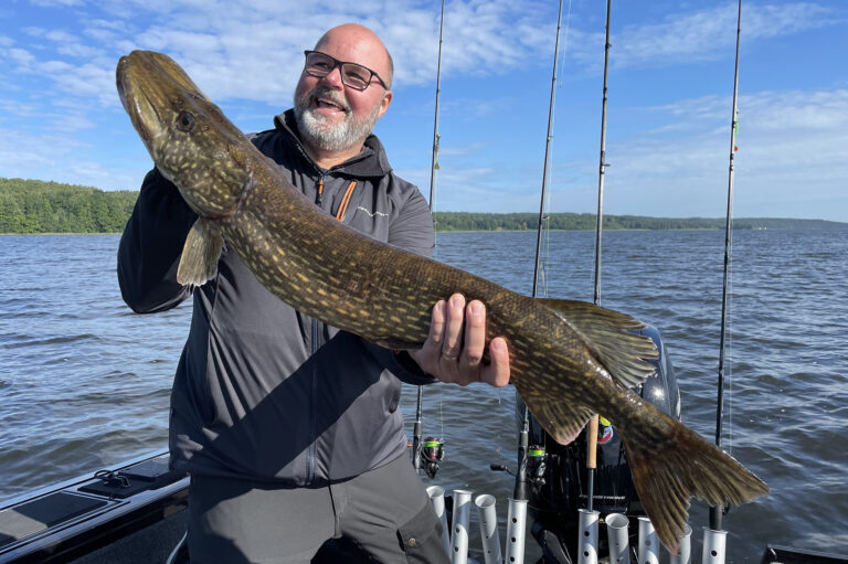 Läs mer om artikeln Sommarfiske i solsken